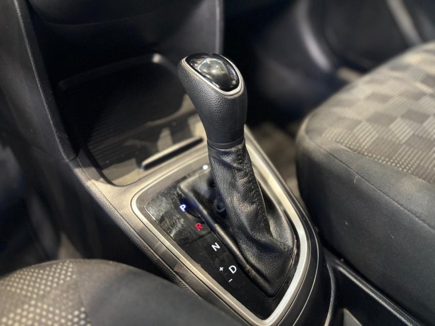 Hyundai-HB20-1.6 COMFORT PLUS 16V FLEX 4P AUTOMÁTICO