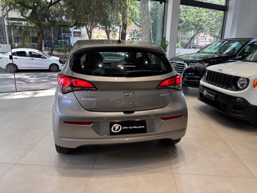 Hyundai-HB20-1.6 COMFORT PLUS 16V FLEX 4P AUTOMÁTICO