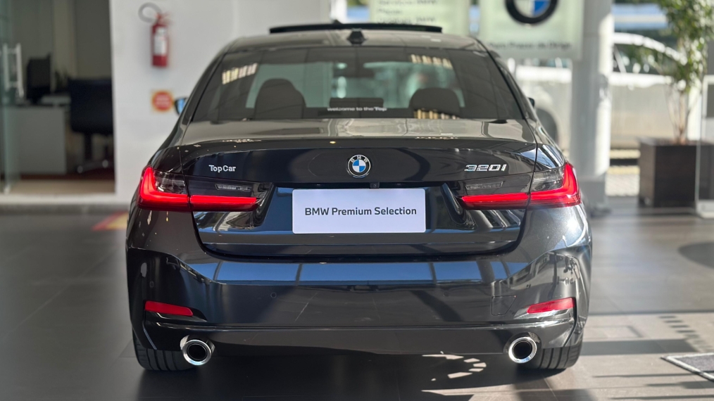 BMW-320i-2.0 16V TURBO FLEX SPORT GP AUTOMÁTICO