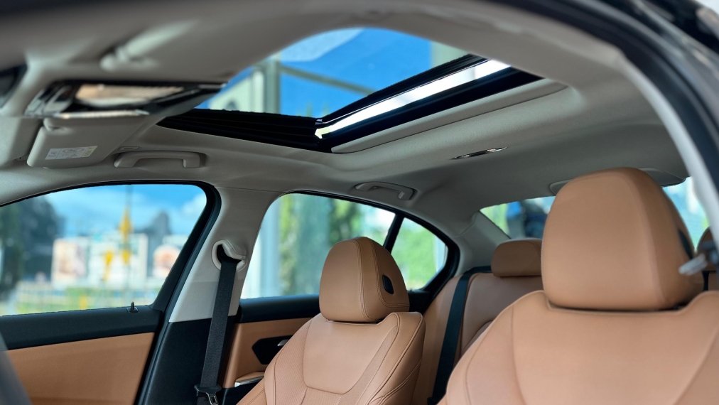 BMW-320i-2.0 16V TURBO FLEX SPORT GP AUTOMÁTICO