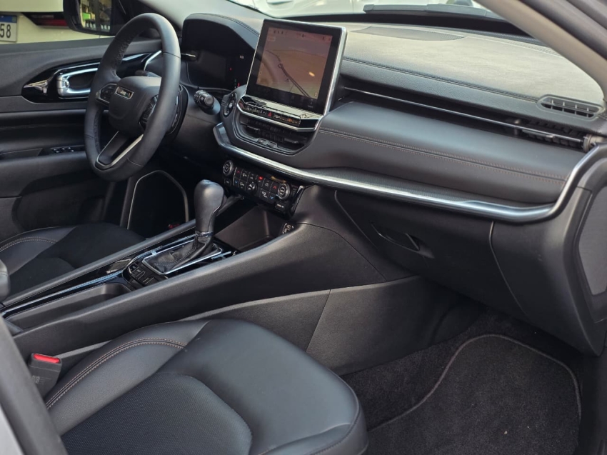 Jeep-COMPASS-1.3 T270 TURBO FLEX LIMITED AT6