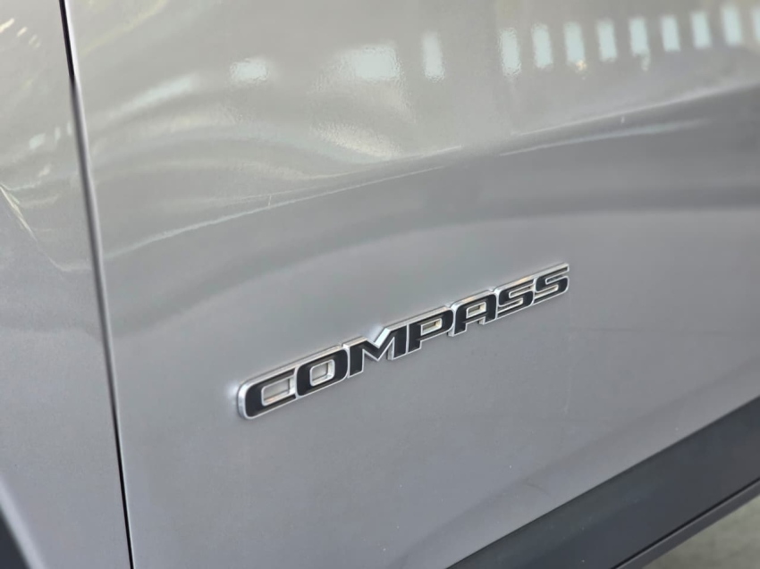 Jeep-COMPASS-1.3 T270 TURBO FLEX LIMITED AT6