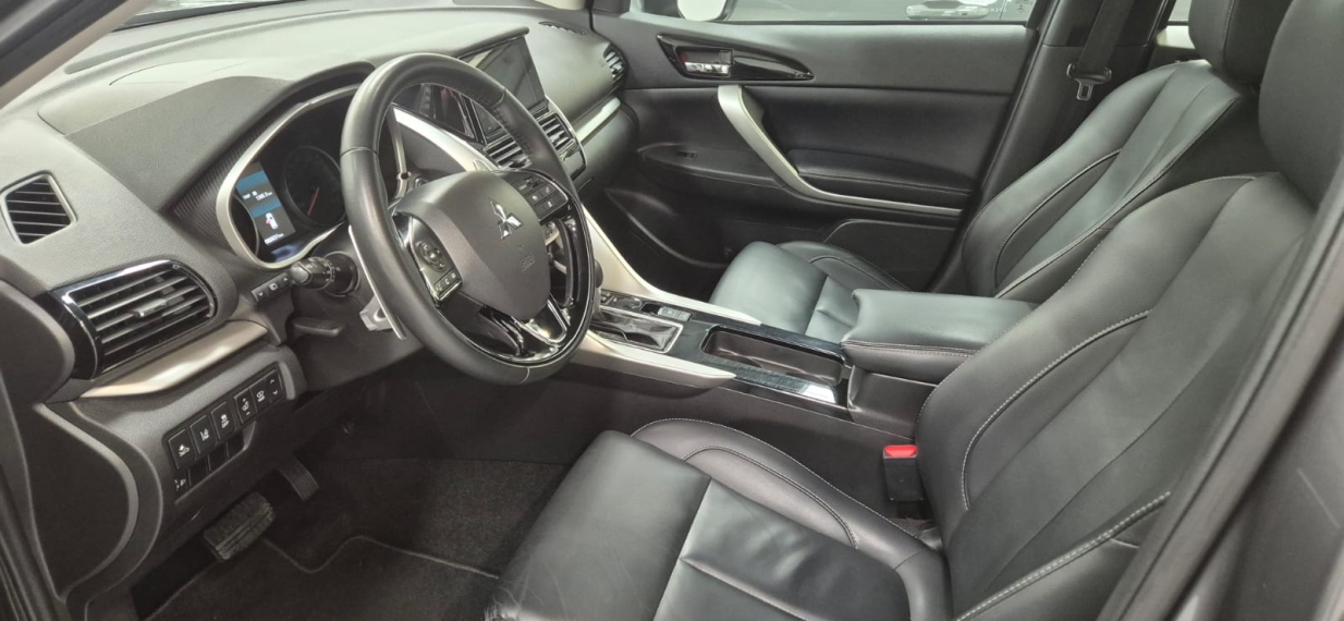 Mitsubishi-ECLIPSE CROSS-1.5 MIVEC TURBO GASOLINA HPE-S CVT