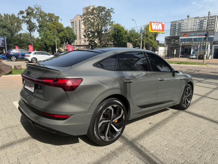 Audi-E-TRON-ELÉTRICO SPORTBACK PERFORMANCE BLACK QUATTRO