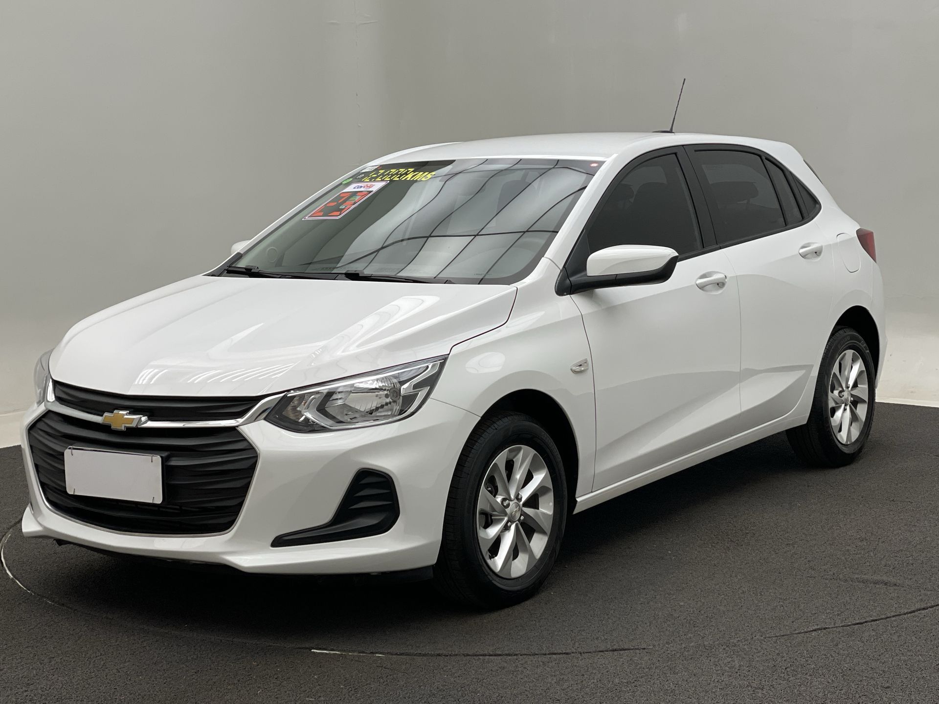 ONIX HATCH LT 1.0 12V TB Flex 5p Mec.