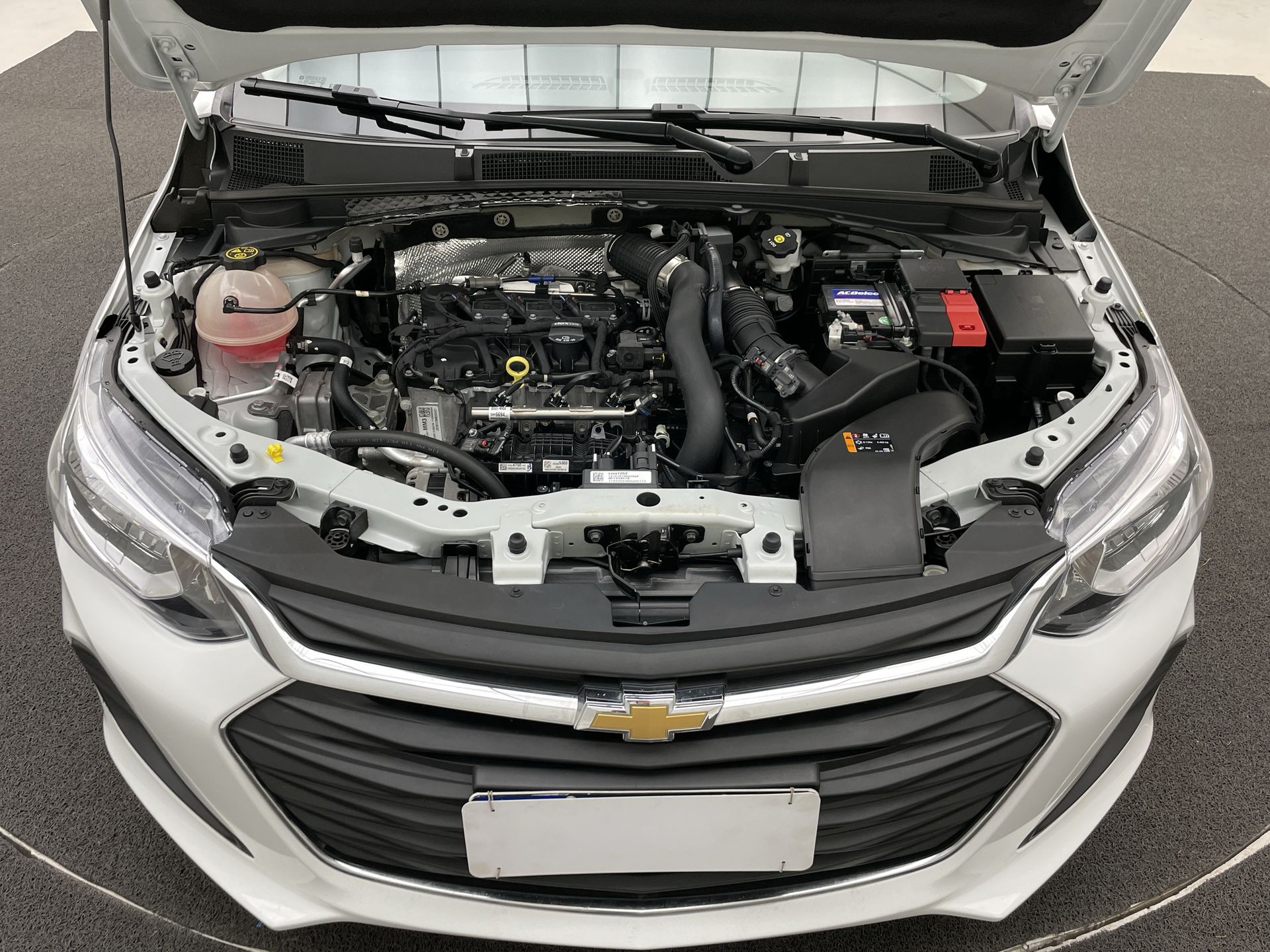 GM - Chevrolet-ONIX-ONIX HATCH LT 1.0 12V TB Flex 5p Mec.