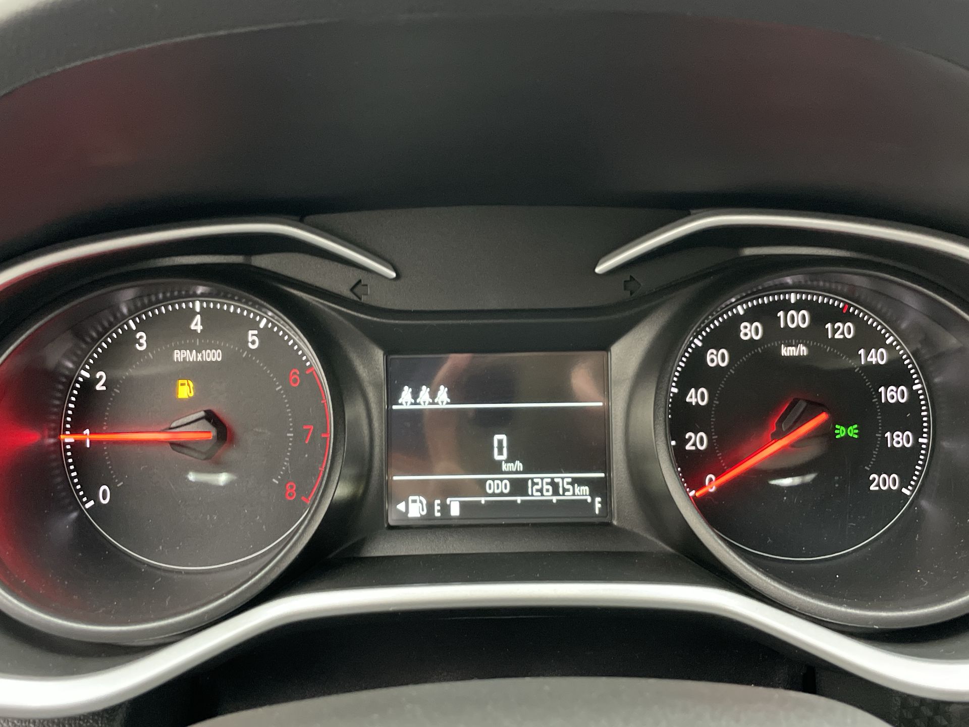 GM - Chevrolet-ONIX-ONIX HATCH LT 1.0 12V TB Flex 5p Mec.
