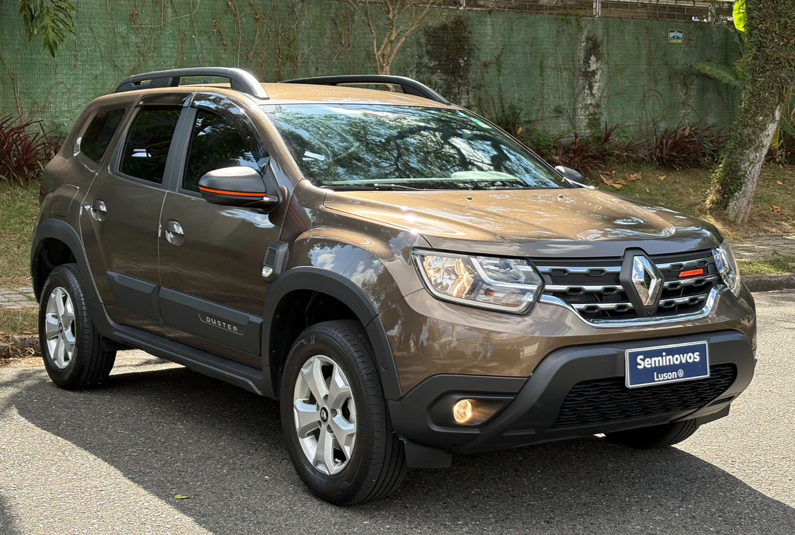 DUSTER INTENSE CVT 1.6