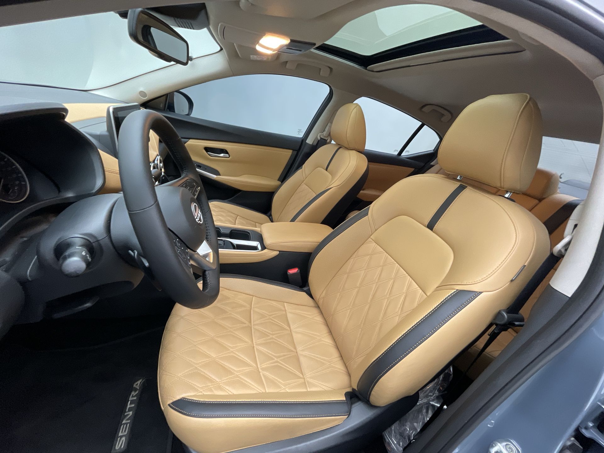 Sentra Exclu. Int. Premium 2.0 16V Aut.