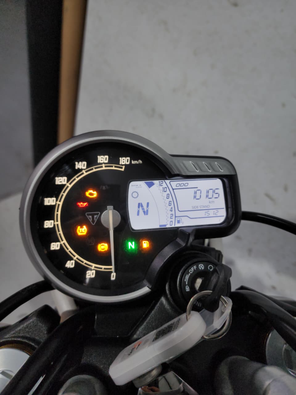 TRIUMPH-SCRAMBLER-SCRAMBLER 400 X