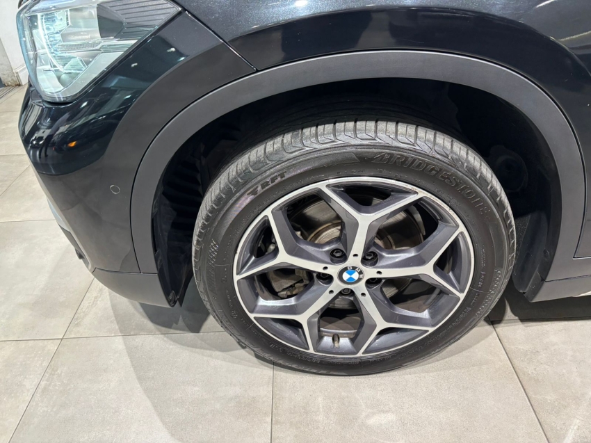BMW-X1-2.0 16V TURBO ACTIVEFLEX SDRIVE20I 4P AUTOMÁTICO