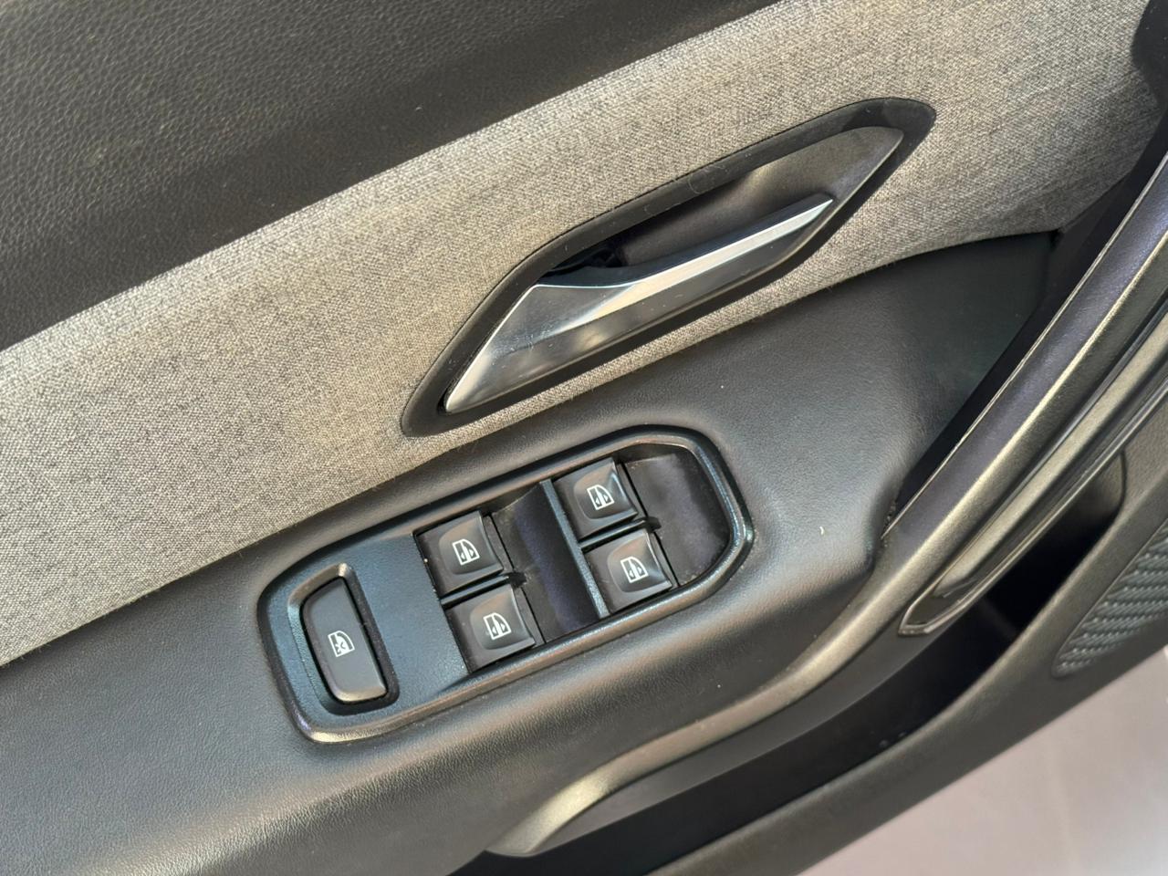 Renault-DUSTER-DUSTER Iconic 1.3 TB 16V Flex Aut.