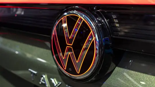 Novo Volkswagen Golf será elétrico e inspirado no Golf IV