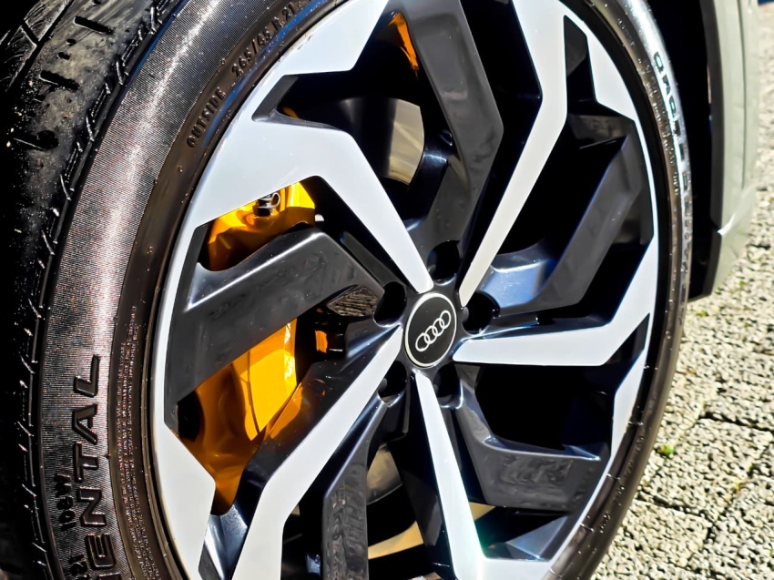 Audi-E-TRON-ELÉTRICO SPORTBACK PERFORMANCE BLACK QUATTRO