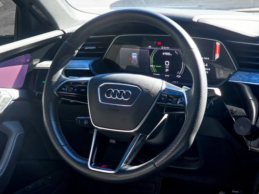 Audi-E-TRON-ELÉTRICO SPORTBACK PERFORMANCE BLACK QUATTRO