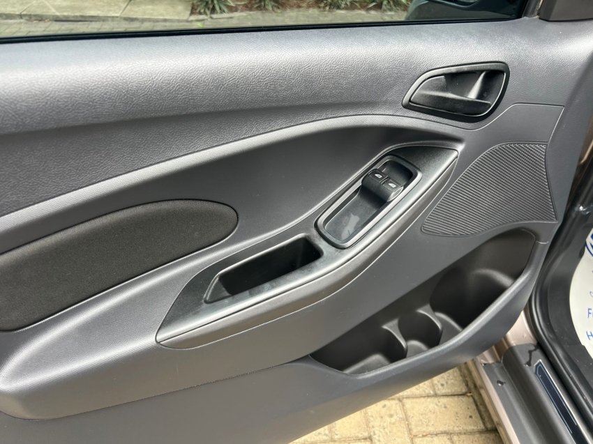 Ford-KA-1.5 TI-VCT FLEX SE PLUS MANUAL