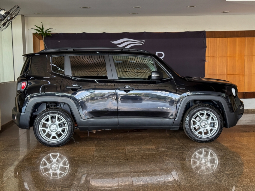Jeep-RENEGADE-1.8 16V FLEX SPORT 4P AUTOMÁTICO
