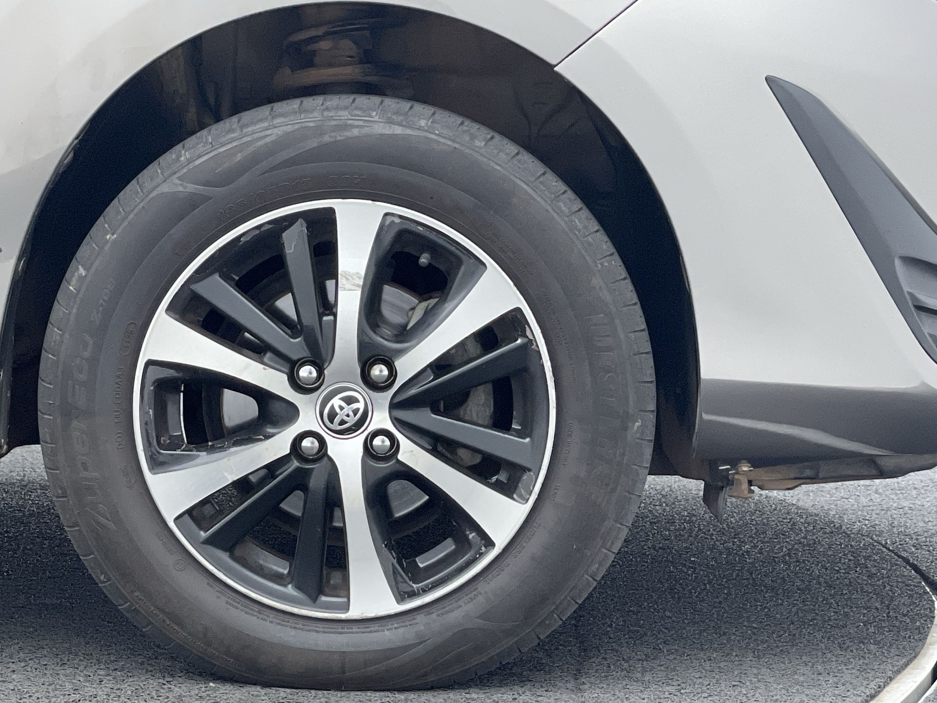 YARIS XL Live Sedan 1.5 Flex 16V 4p Aut.