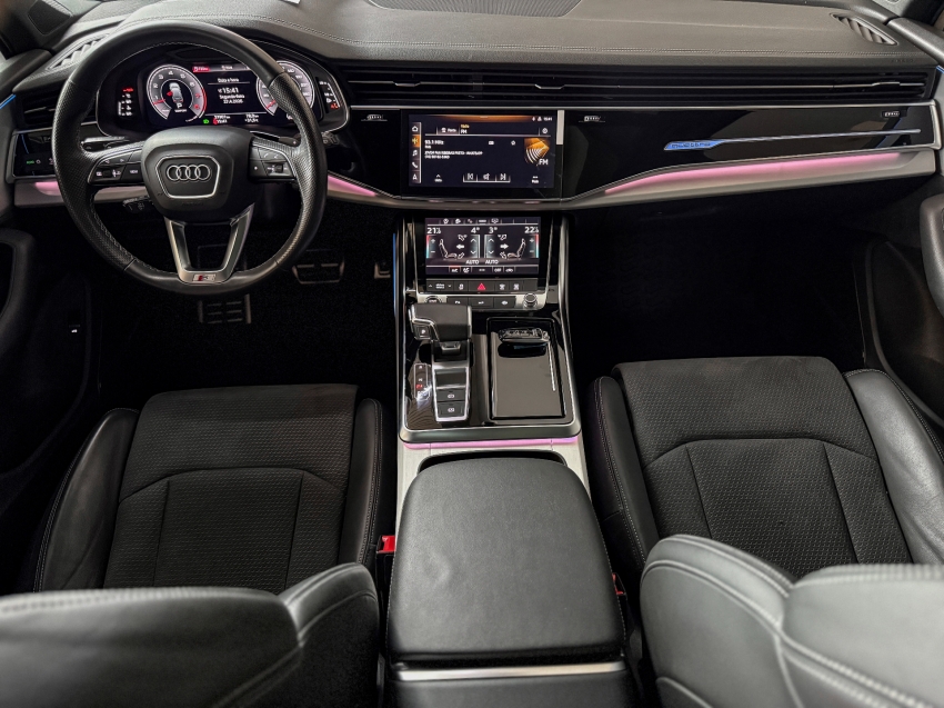 Audi-Q7-3.0 55 TFSI GASOLINA PERFORMANCE BLACK QUATTRO TIPTRONIC