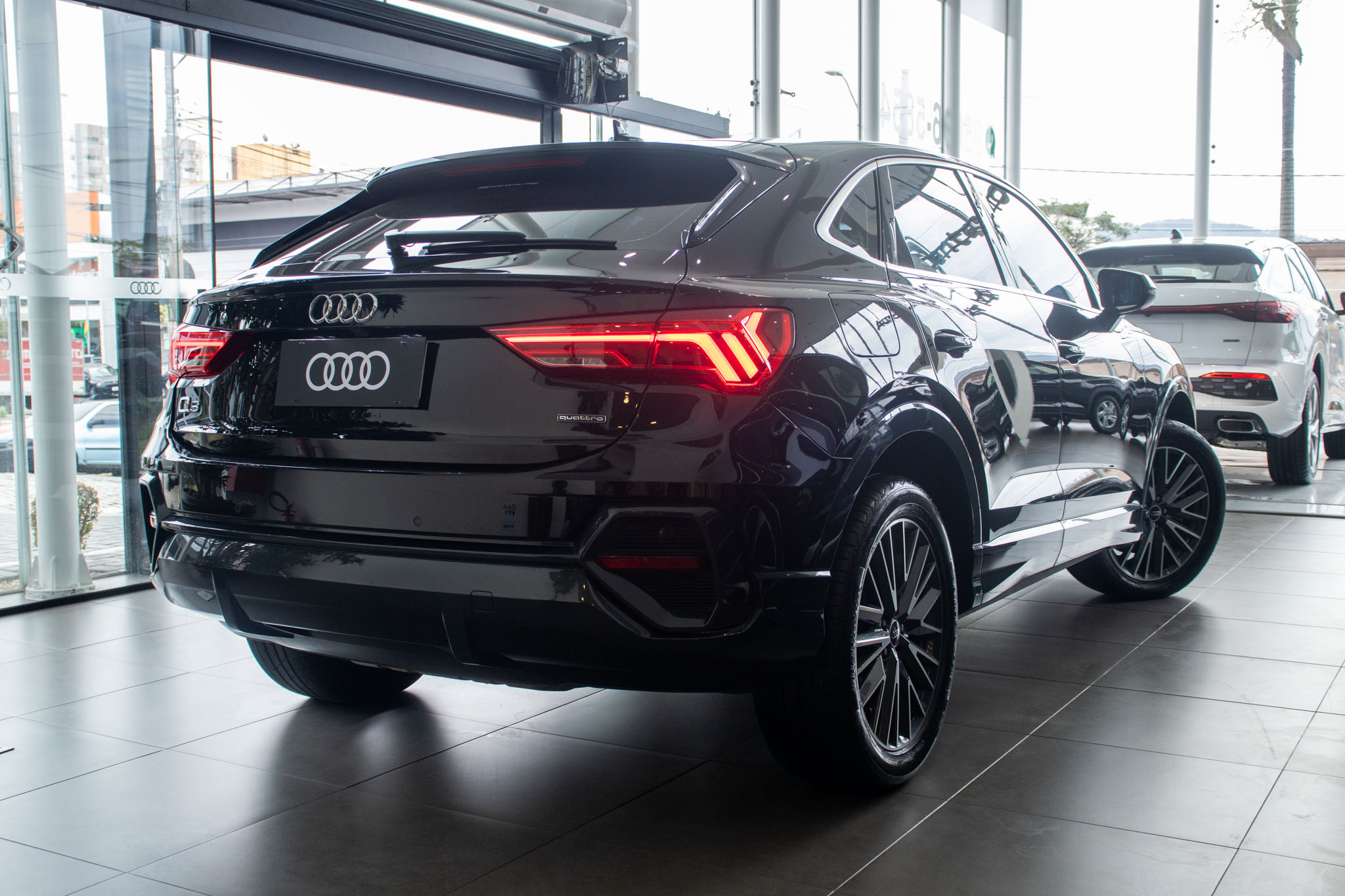 Audi-Q3-Q3 SPB Performance 2.0 TFSI Tipt. Quatt.