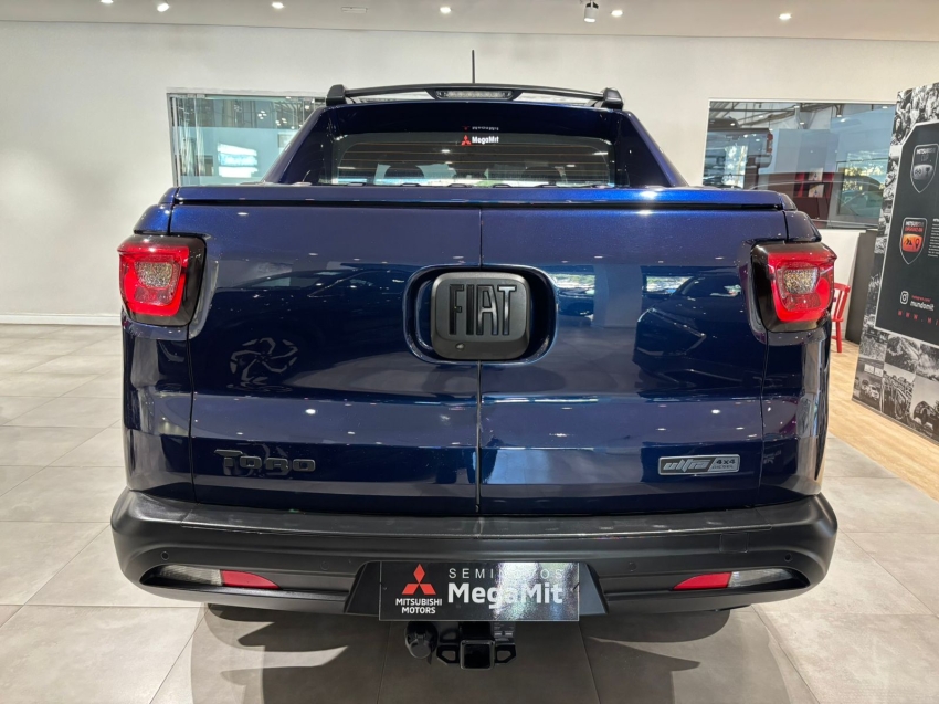 Fiat-TORO-2.0 16V TURBO DIESEL ULTRA 4WD AT9