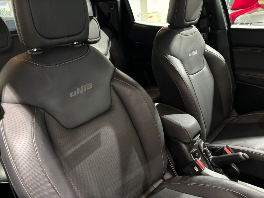 Fiat-TORO-2.0 16V TURBO DIESEL ULTRA 4WD AT9