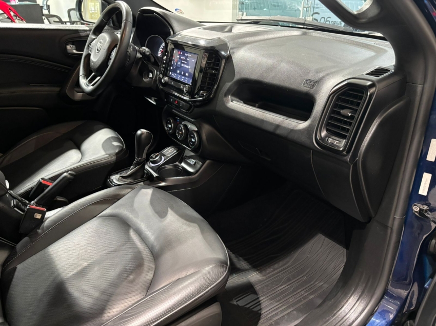 Fiat-TORO-2.0 16V TURBO DIESEL ULTRA 4WD AT9