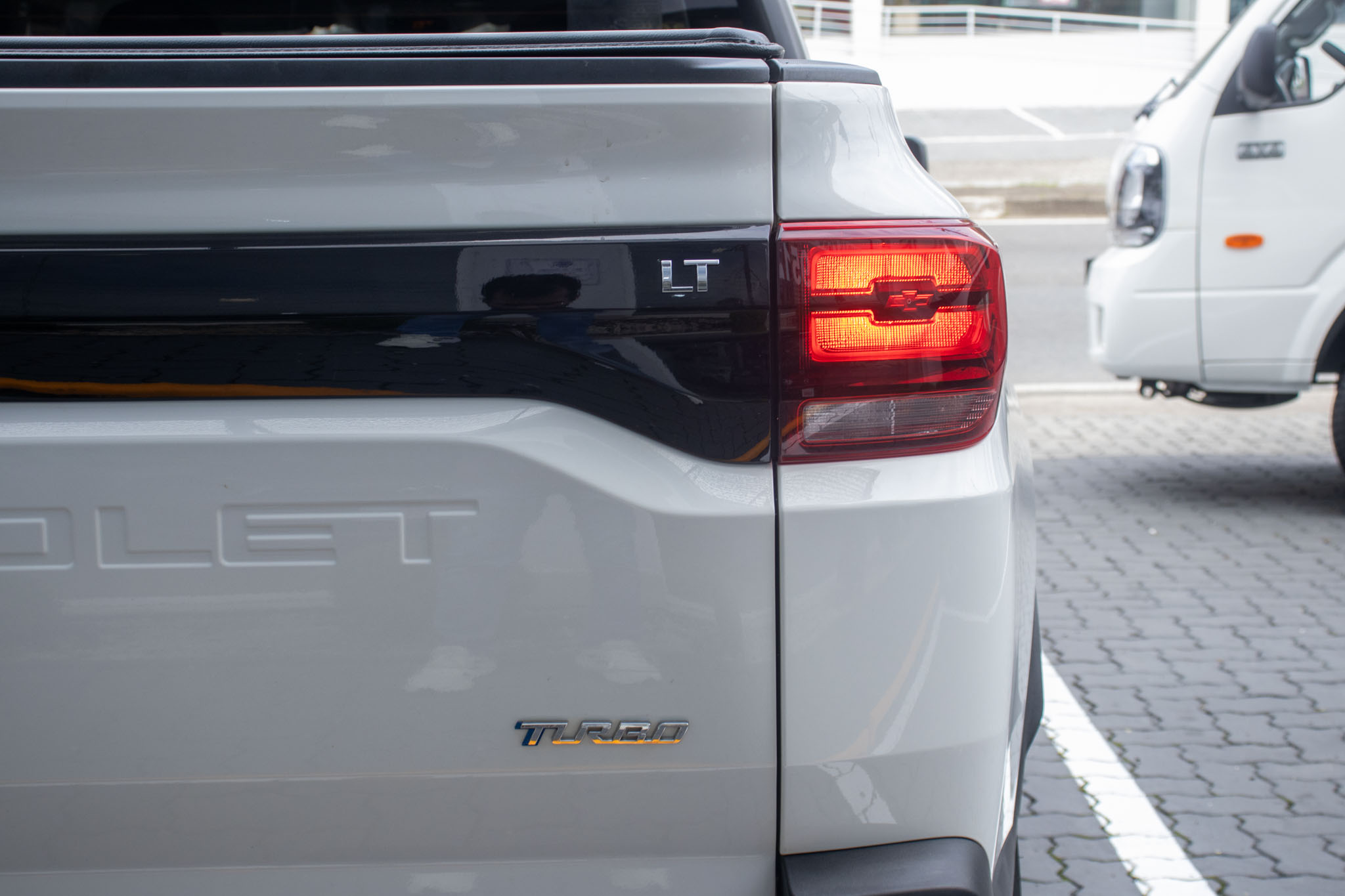 GM - Chevrolet-MONTANA-MONTANA LT 1.2  Turbo Flex 12V 4p Mec.