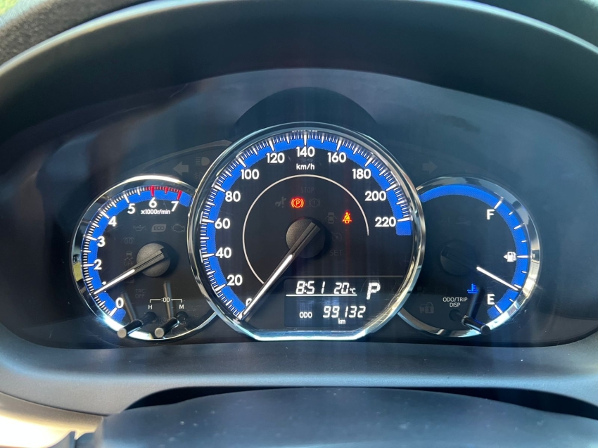 Toyota-YARIS-1.5 16V FLEX SEDAN XL LIVE MULTIDRIVE