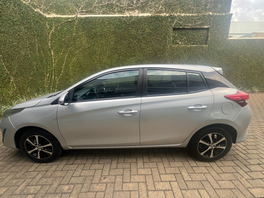 Toyota-YARIS-1.5 16V FLEX XLS MULTIDRIVE