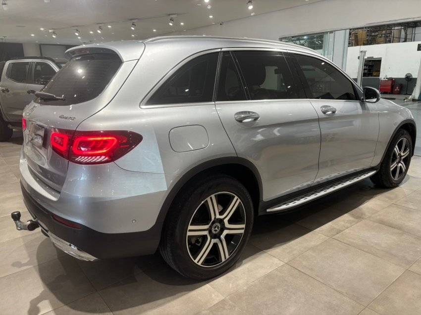 MERCEDES BENZ-GLC 220d-2.0 TURBO DIESEL OFF-ROAD 9G-TRONIC