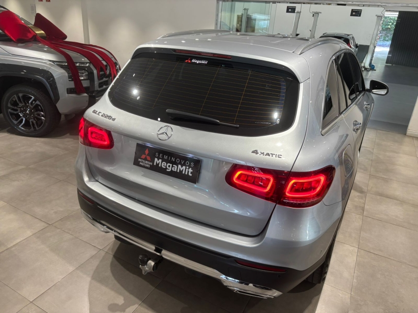 MERCEDES BENZ-GLC 220d-2.0 TURBO DIESEL OFF-ROAD 9G-TRONIC