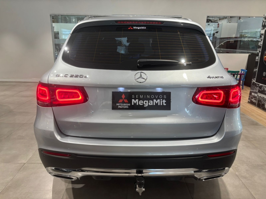 MERCEDES BENZ-GLC 220d-2.0 TURBO DIESEL OFF-ROAD 9G-TRONIC