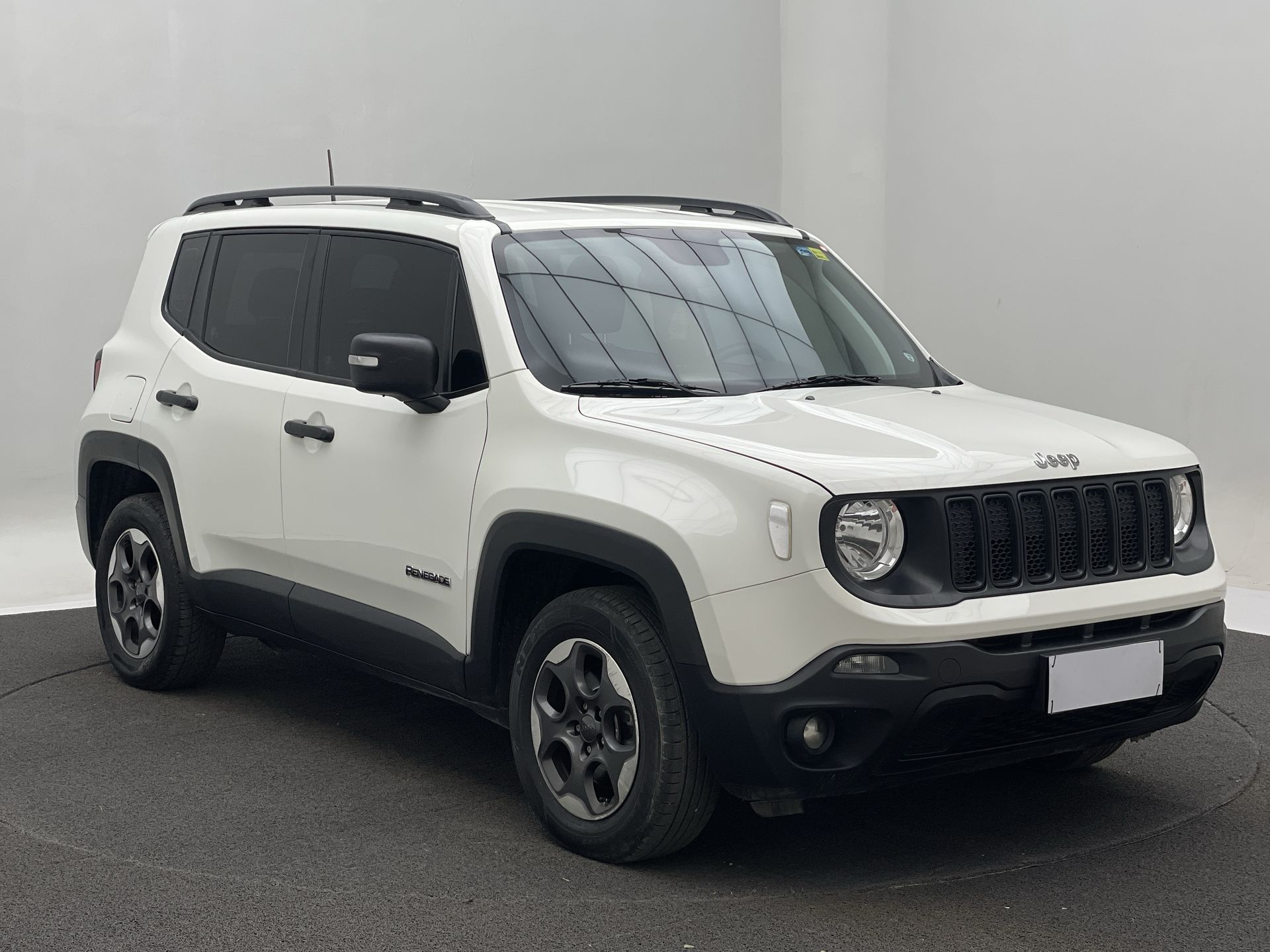 Renegade 1.8 4x2 Flex 16V Aut.