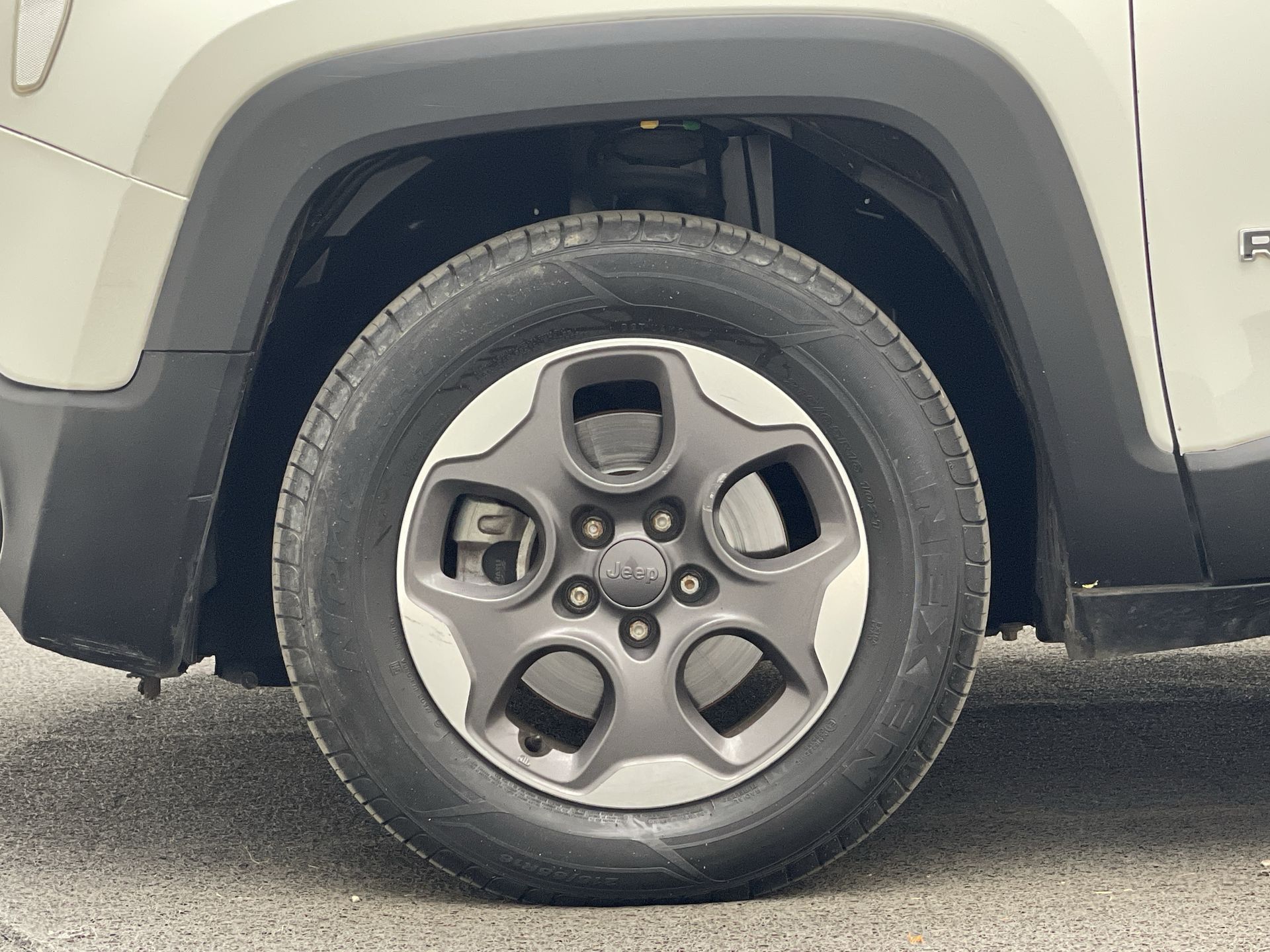 Jeep-RENEGADE-Renegade 1.8 4x2 Flex 16V Aut.