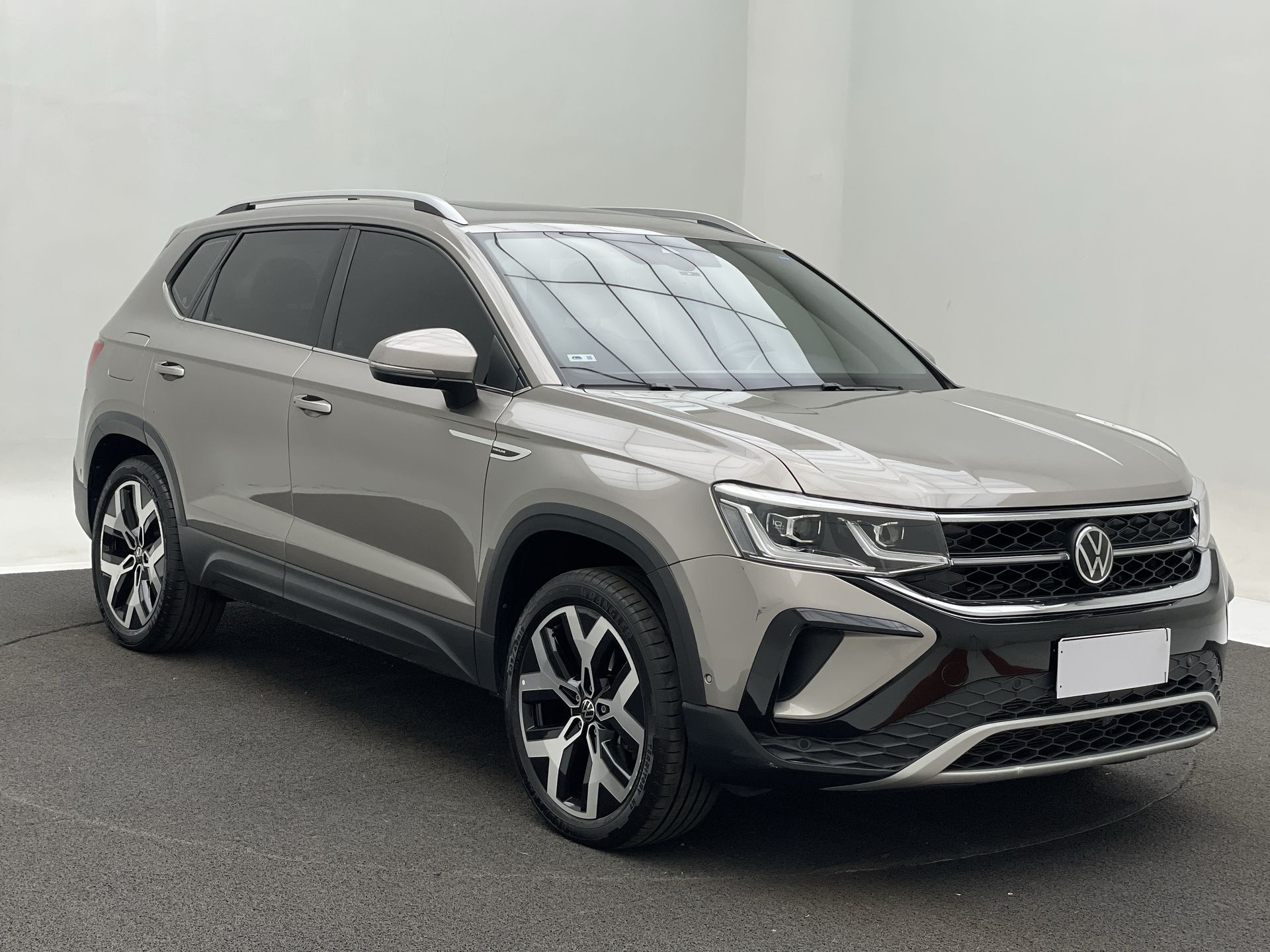 TAOS Highline 1.4 250 TSI Flex Aut.