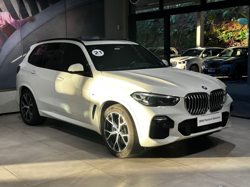 BMW-X5-3.0 I6 TURBO HÍBRIDO XDRIVE45E M SPORT AUTOMÁTICO