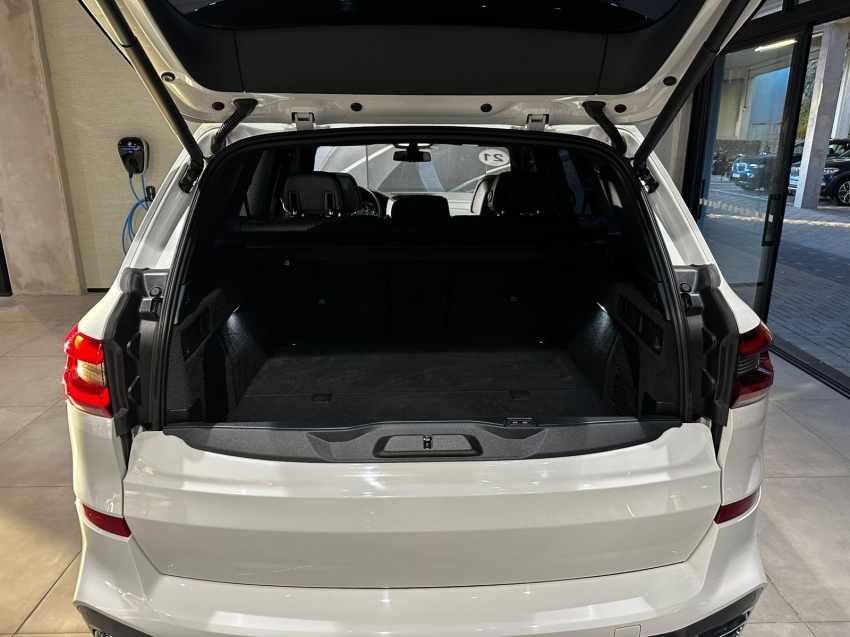 BMW-X5-3.0 I6 TURBO HÍBRIDO XDRIVE45E M SPORT AUTOMÁTICO