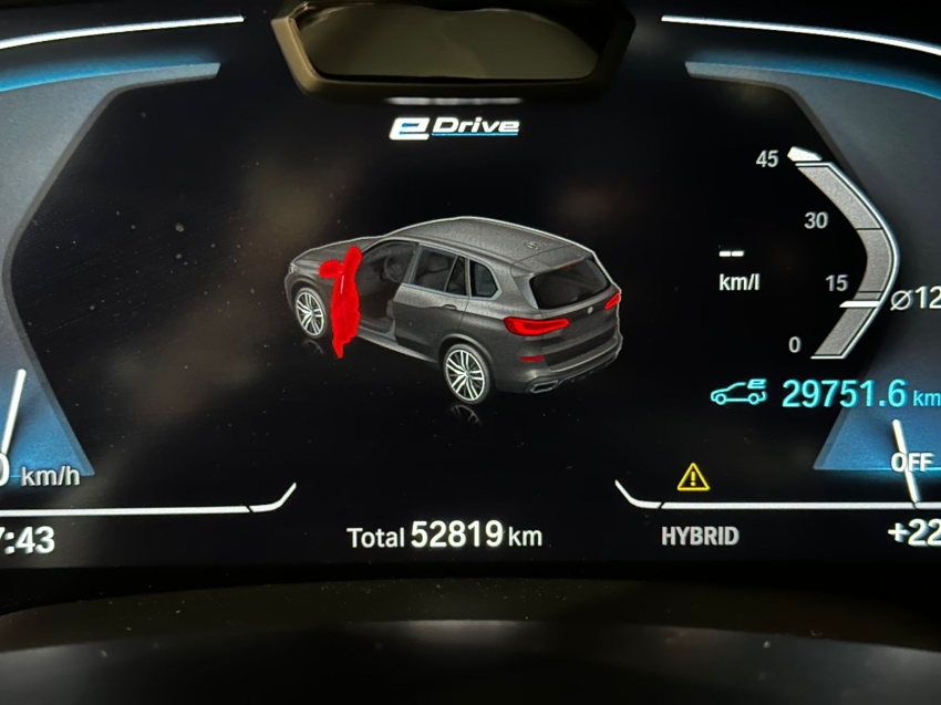 BMW-X5-3.0 I6 TURBO HÍBRIDO XDRIVE45E M SPORT AUTOMÁTICO