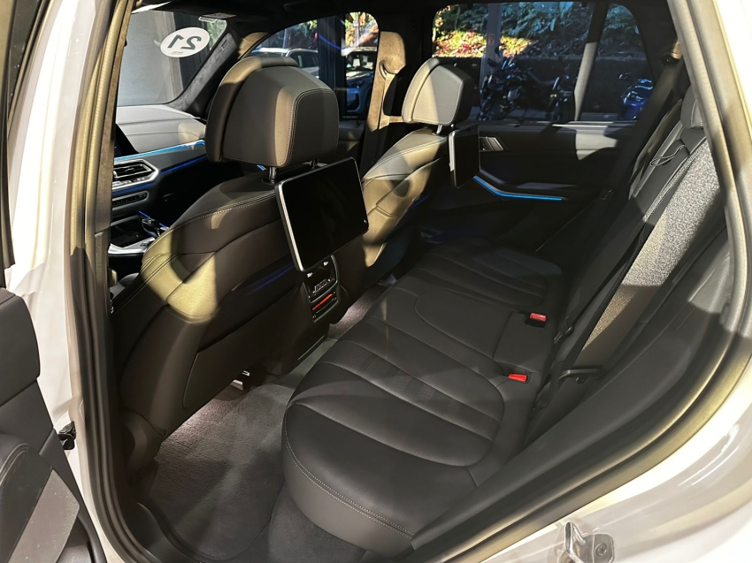 BMW-X5-3.0 I6 TURBO HÍBRIDO XDRIVE45E M SPORT AUTOMÁTICO