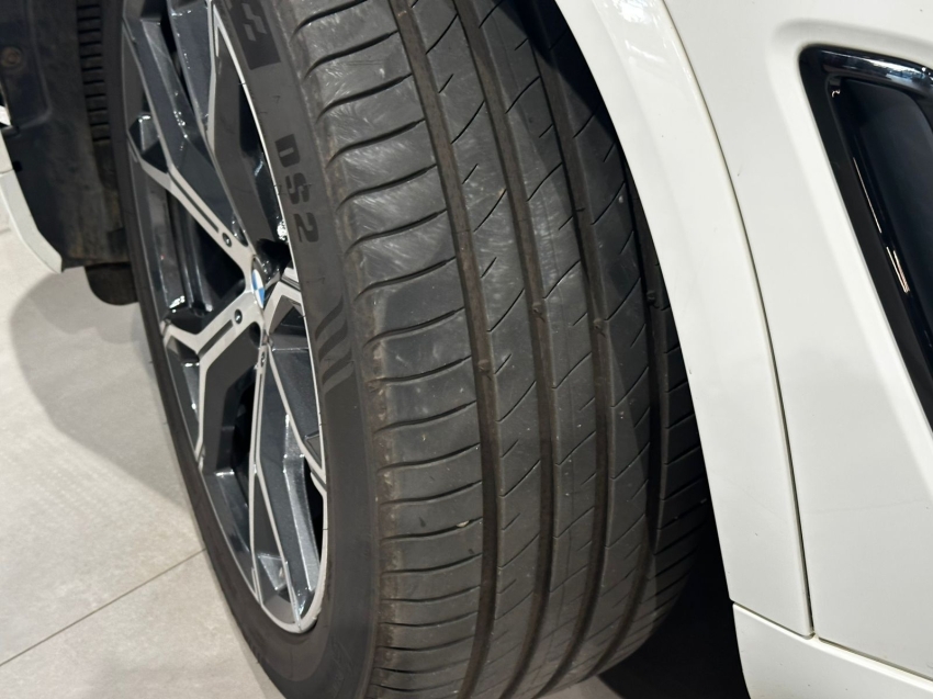 BMW-X5-3.0 I6 TURBO HÍBRIDO XDRIVE45E M SPORT AUTOMÁTICO
