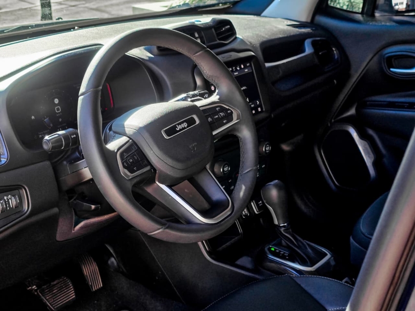 Jeep-RENEGADE-1.3 T270 TURBO FLEX LONGITUDE AT6