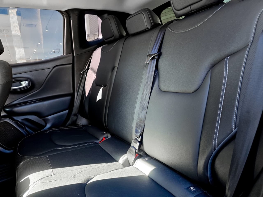 Jeep-RENEGADE-1.3 T270 TURBO FLEX LONGITUDE AT6