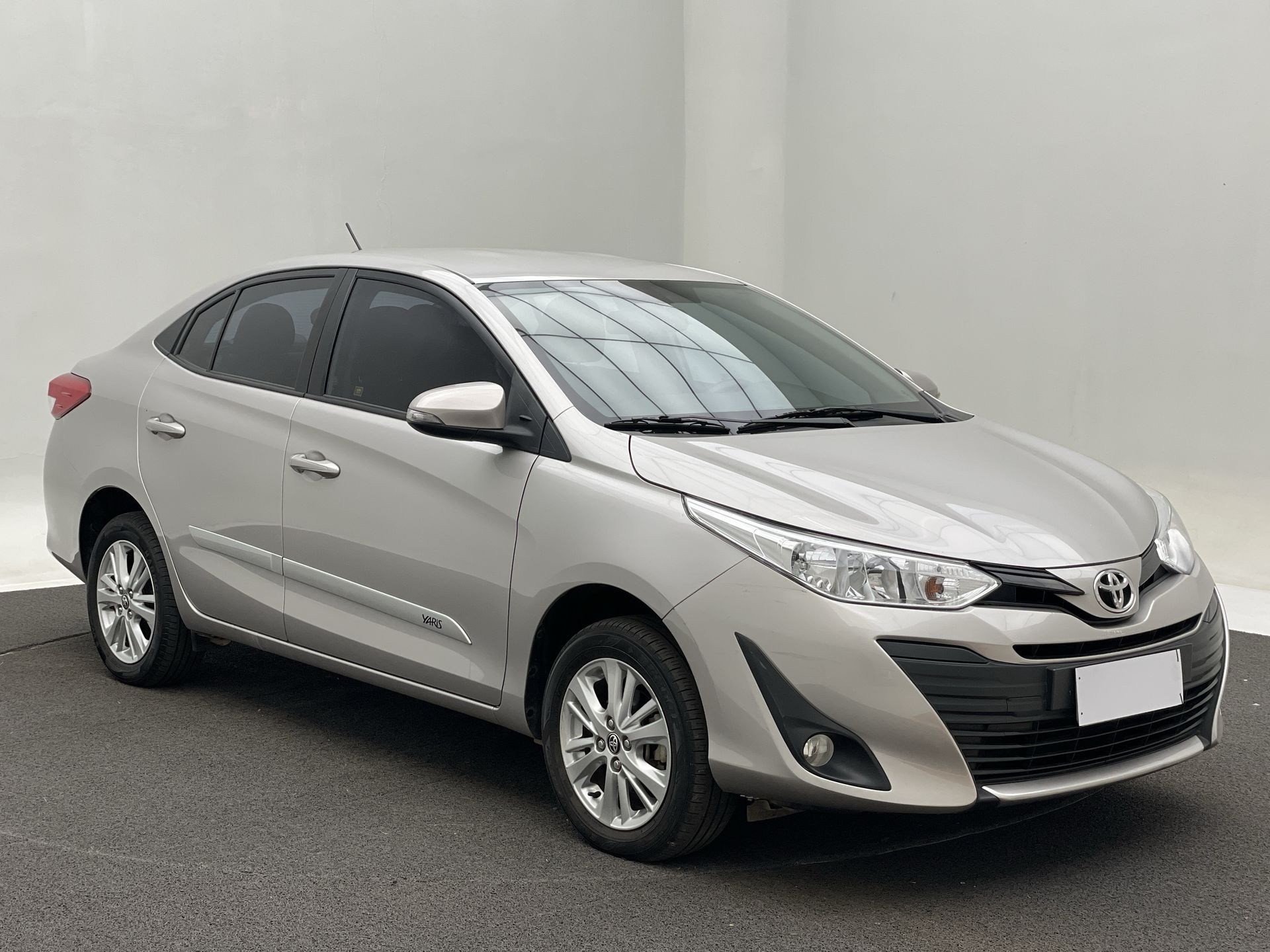 YARIS XL Sedan 1.5 Flex 16V 4p Aut.