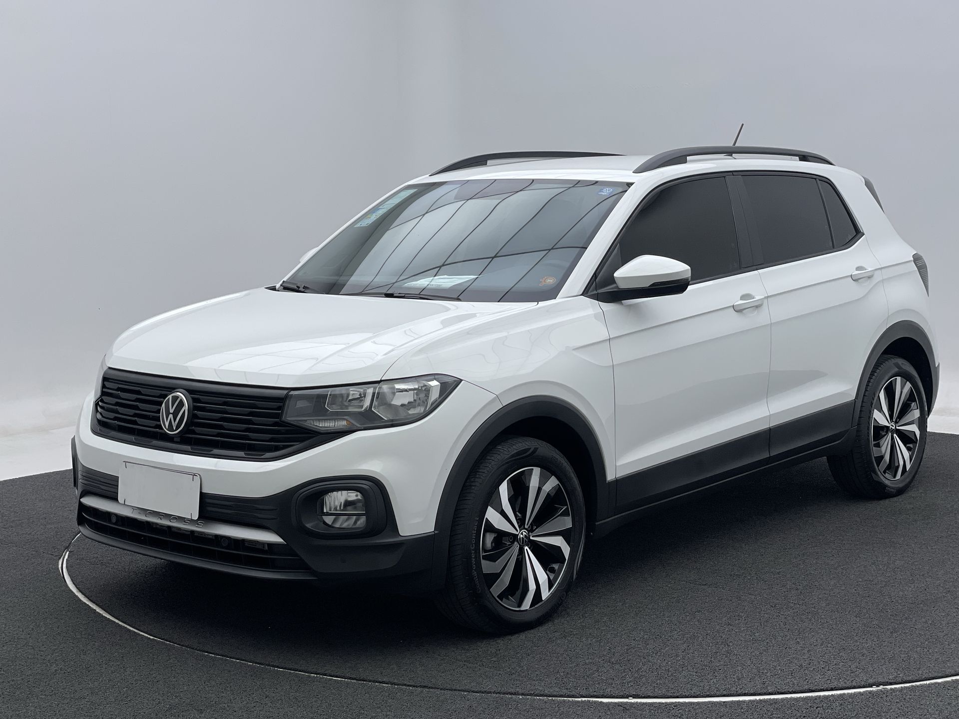 VW - Volkswagen-T-Cross-T-CROSS 1.0 200 TSI TOTAL FLEX AUT.