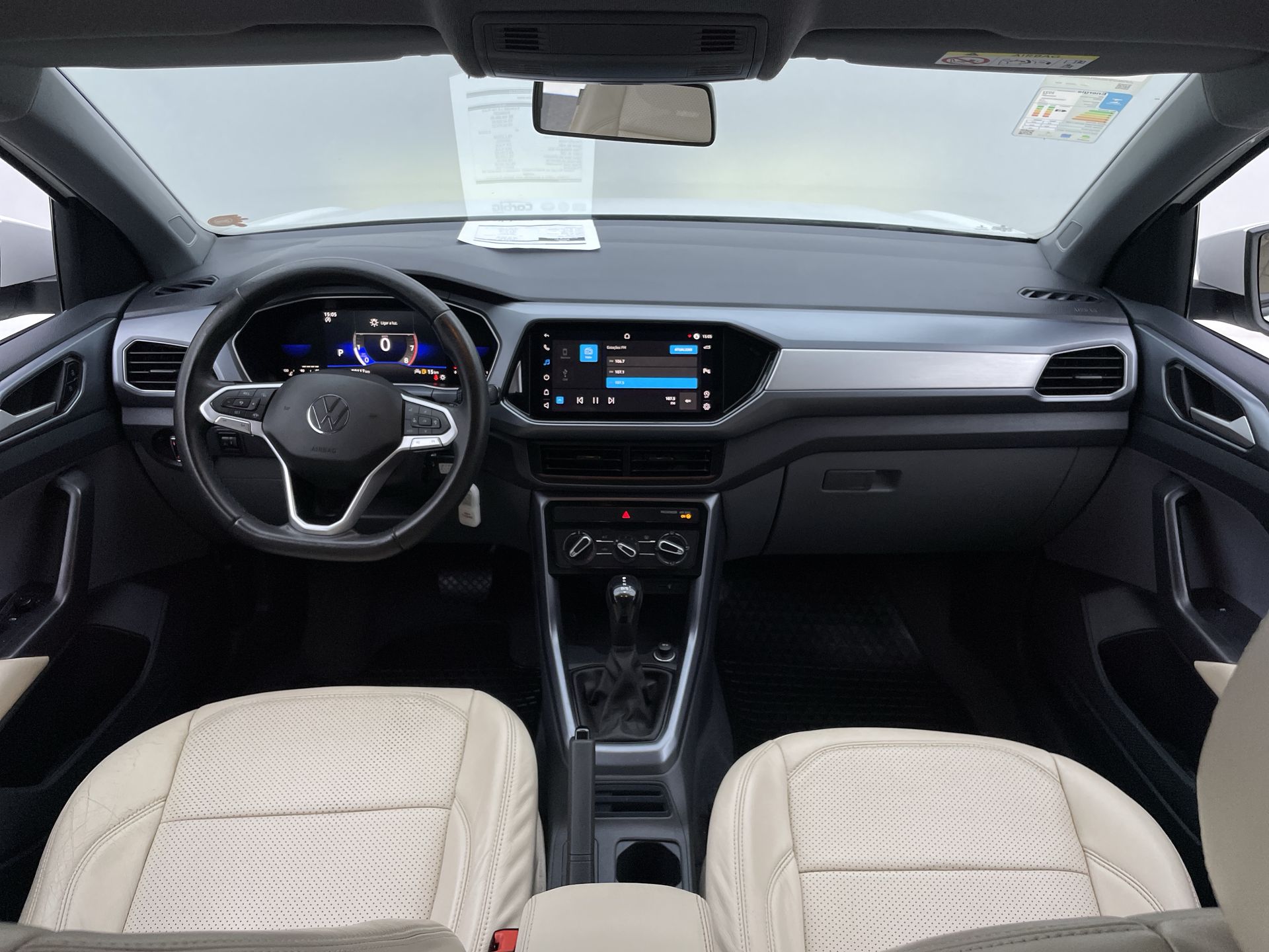 VW - Volkswagen-T-Cross-T-CROSS 1.0 200 TSI TOTAL FLEX AUT.