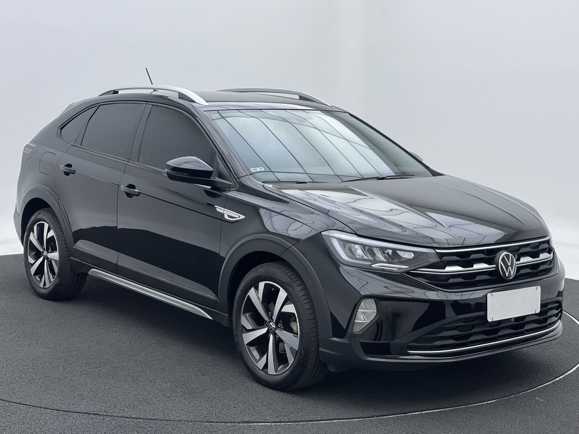 Nivus Highline 1.0 200 TSI Flex Aut.