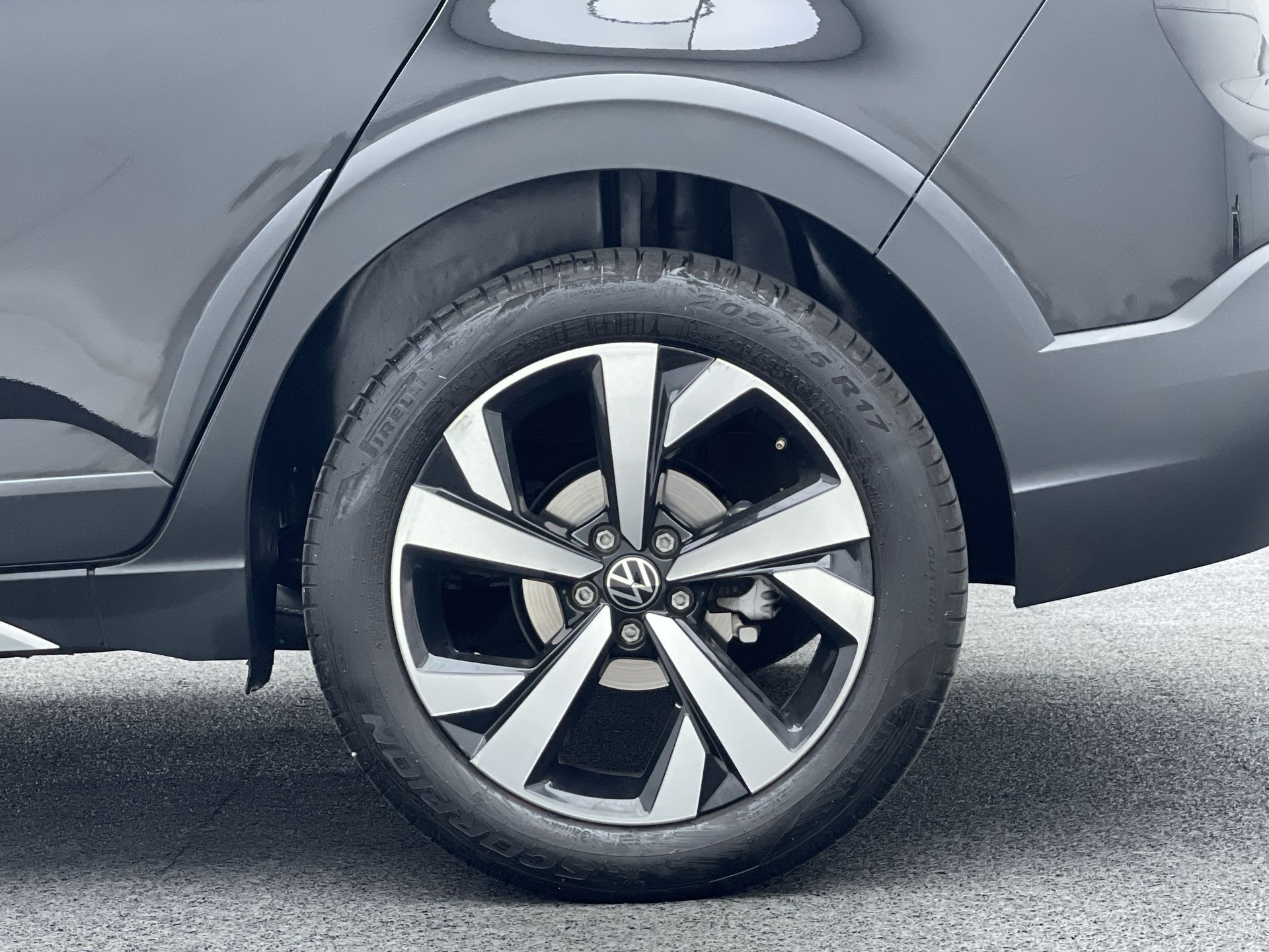 Nivus Highline 1.0 200 TSI Flex Aut.