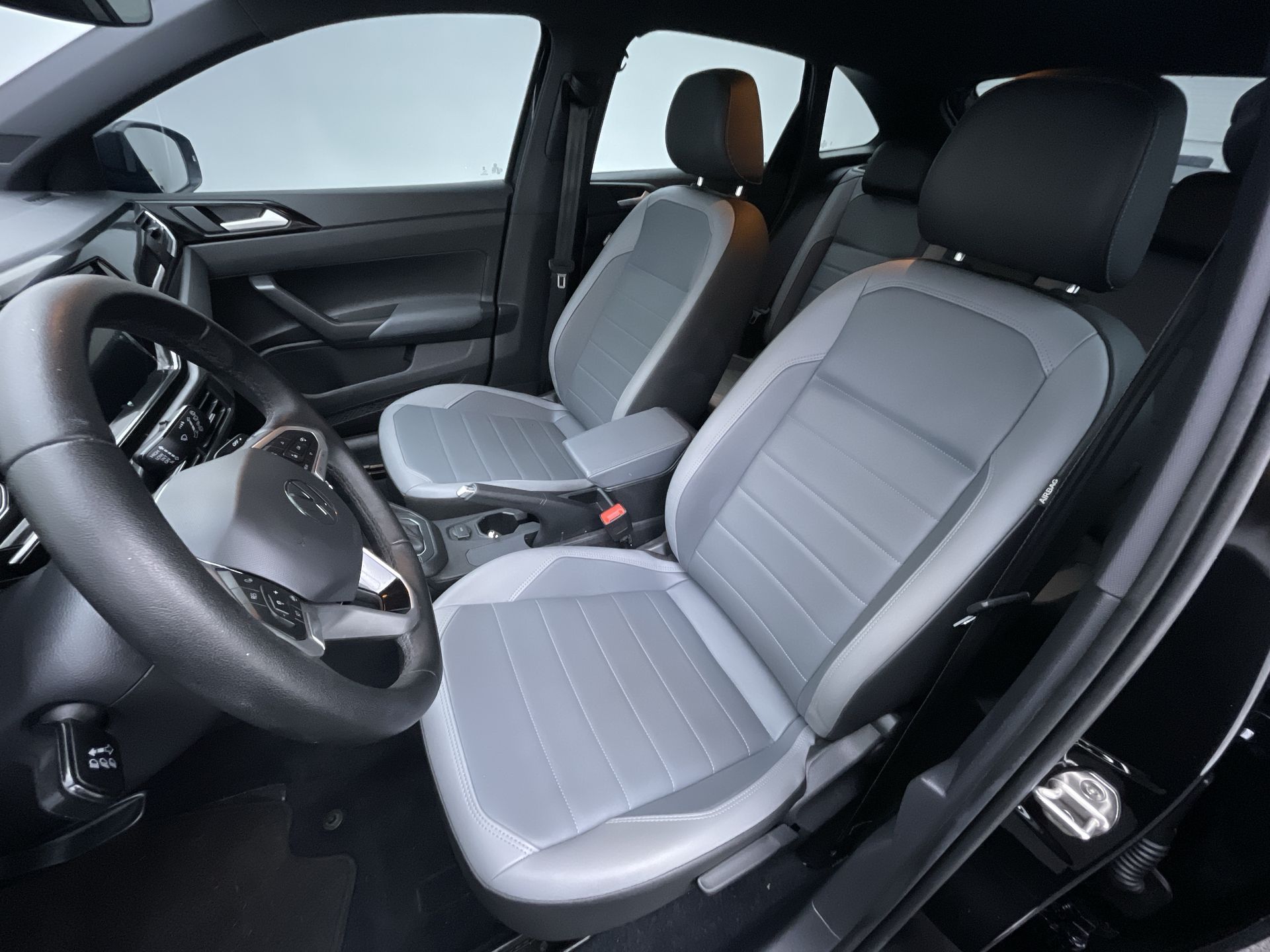 Nivus Highline 1.0 200 TSI Flex Aut.