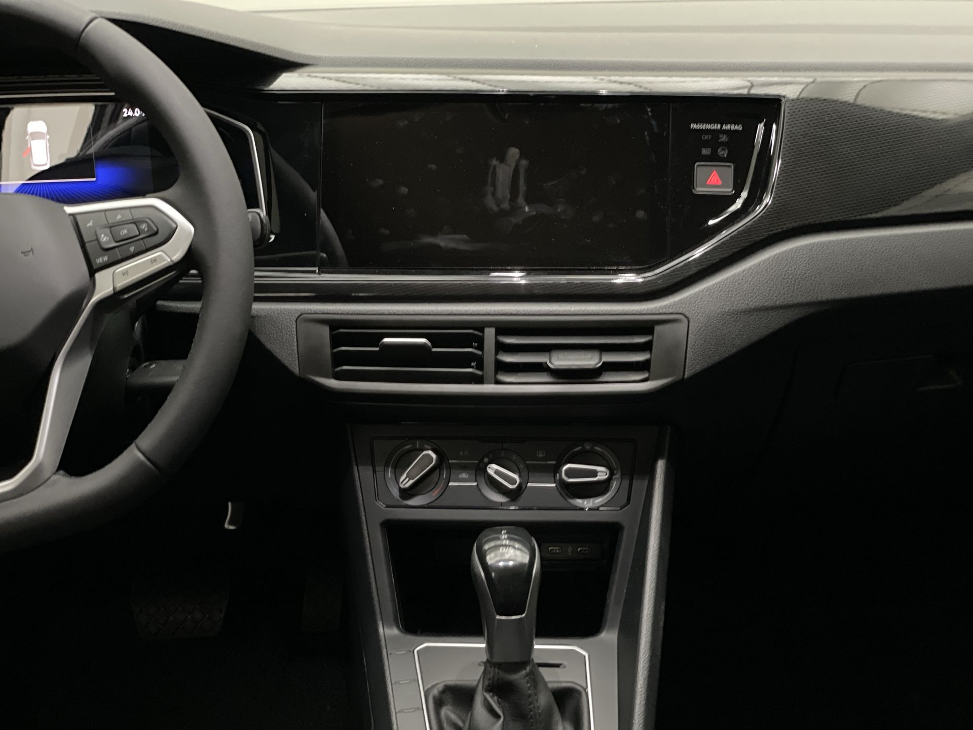 VW - Volkswagen-Nivus-Nivus Sense 1.0 200 TSI Flex Aut.